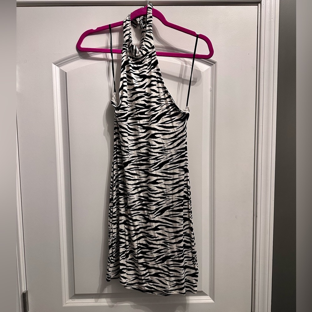 Brand NEW Divided H&M zebra print dress
